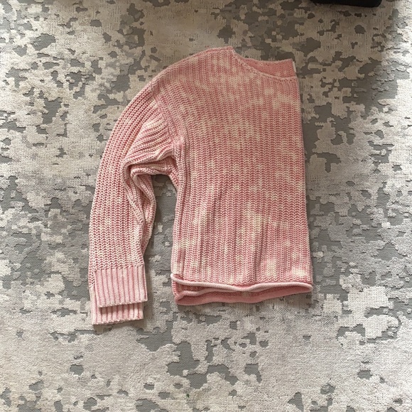 PINK Victoria Secret Sweater - Picture 3 of 3